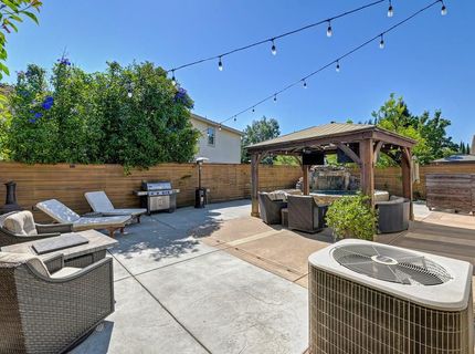 4060 Clarewood Way, Sacramento, CA 95835 Photo