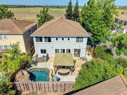 4060 Clarewood Way, Sacramento, CA 95835 Photo