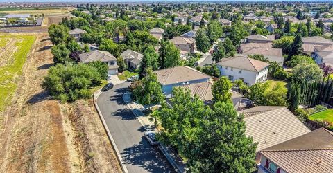 4060 Clarewood Way, Sacramento, CA 95835 Photo