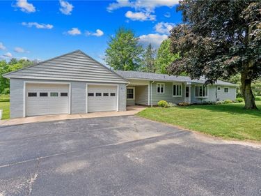859-885 Dutch Ridge Road, Oswego, NY 13126