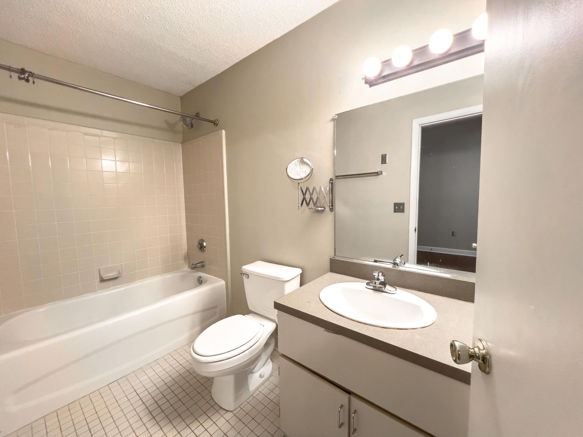151 Calhoun Street Photo 10