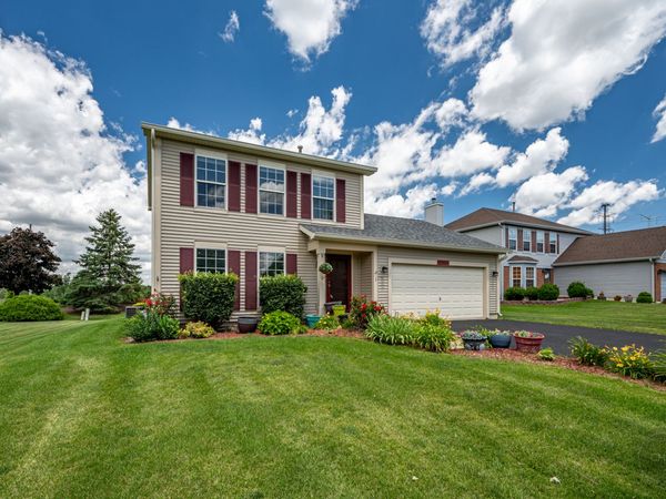 299 Clarendon Lane , Bolingbrook, IL 60440