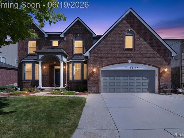 6827 Blackwell, Shelby Twp, MI 48317