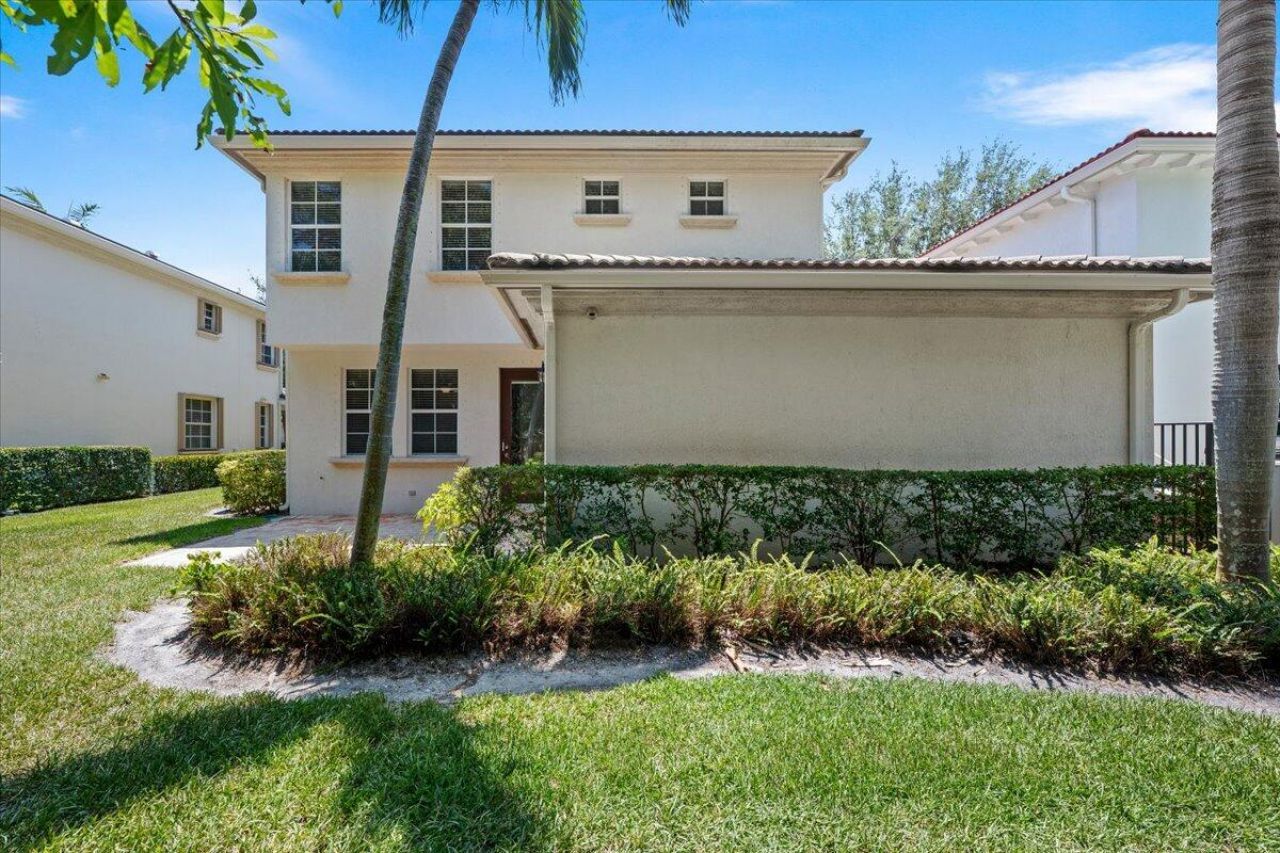 455 Pumpkin Drive, Palm Beach Gardens, FL 33410 Photo