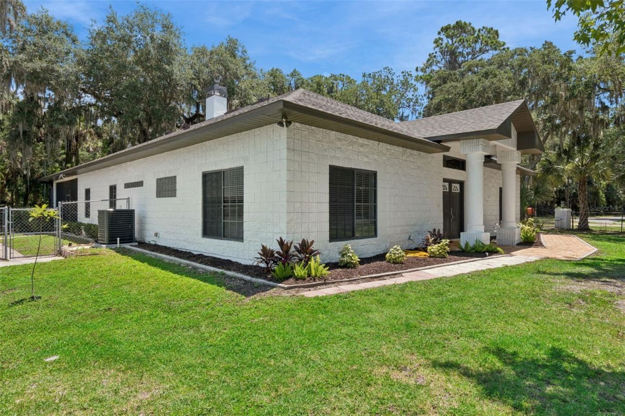 2380 Fort Lane Road, Geneva, FL 32732 Photo
