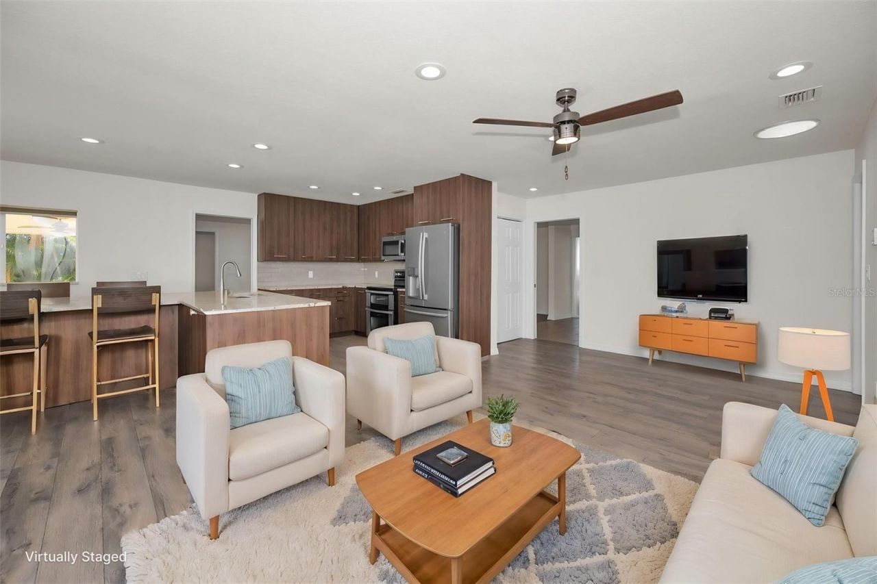 13125 Cimarron Circle N, Largo, FL 33774 Photo