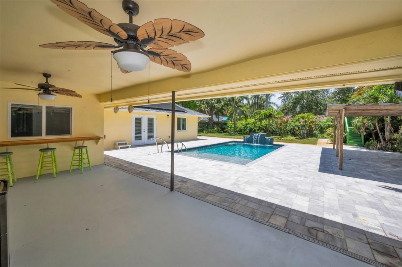 13125 Cimarron Circle N, Largo, FL 33774 Photo