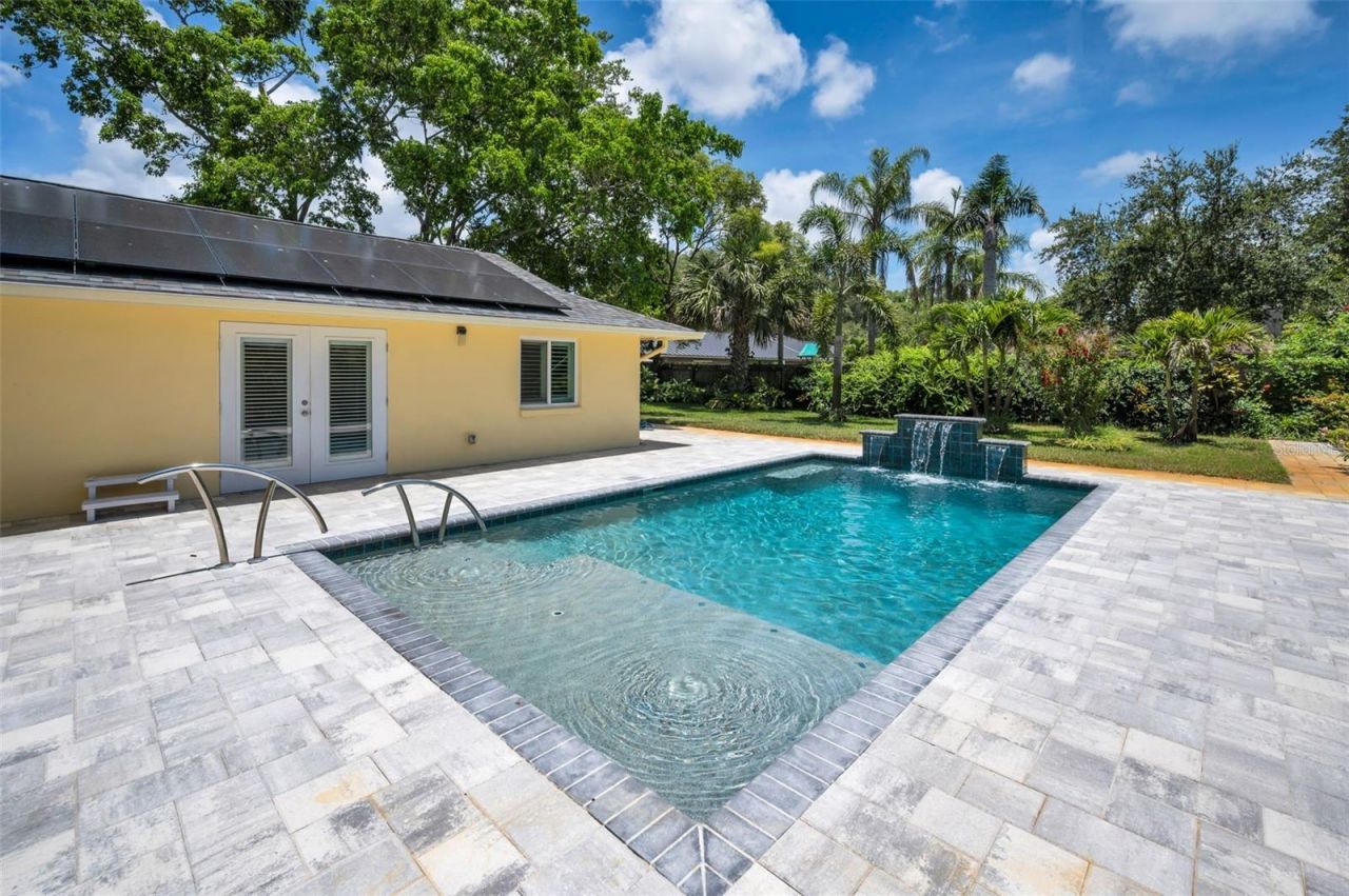 13125 Cimarron Circle N, Largo, FL 33774 Photo