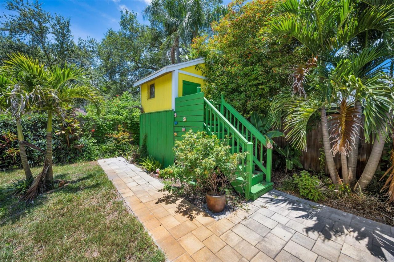 13125 Cimarron Circle N, Largo, FL 33774 Photo