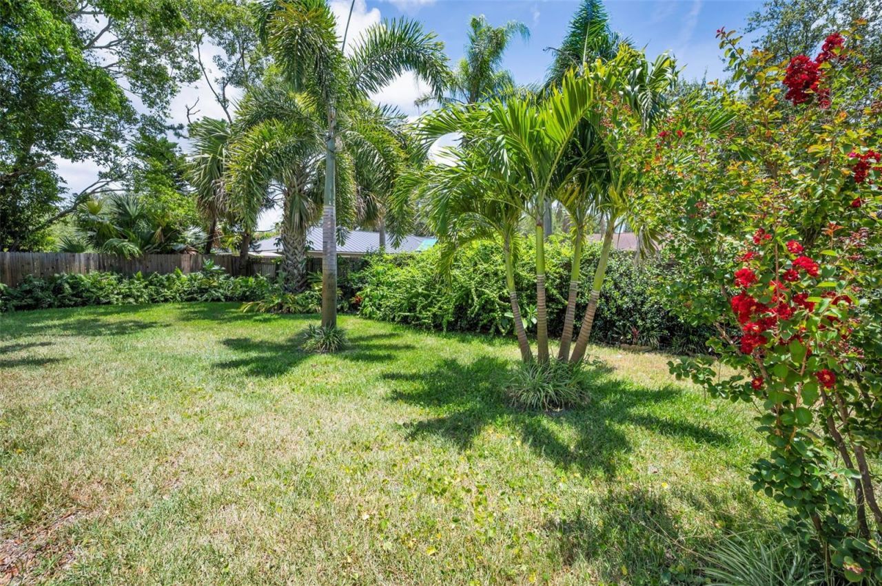 13125 Cimarron Circle N, Largo, FL 33774 Photo
