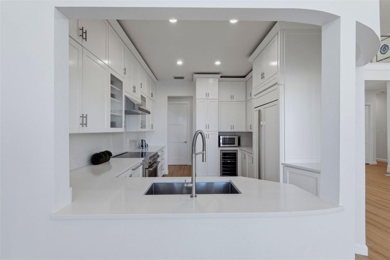1480 Gulf Boulevard, Belleair Beach, FL 33786 Photo