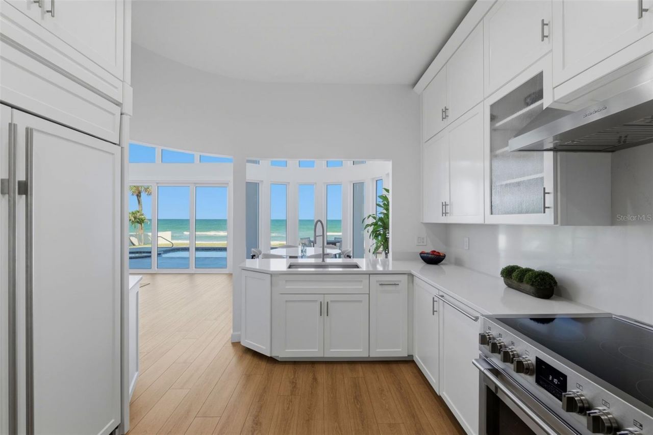 1480 Gulf Boulevard, Belleair Beach, FL 33786 Photo