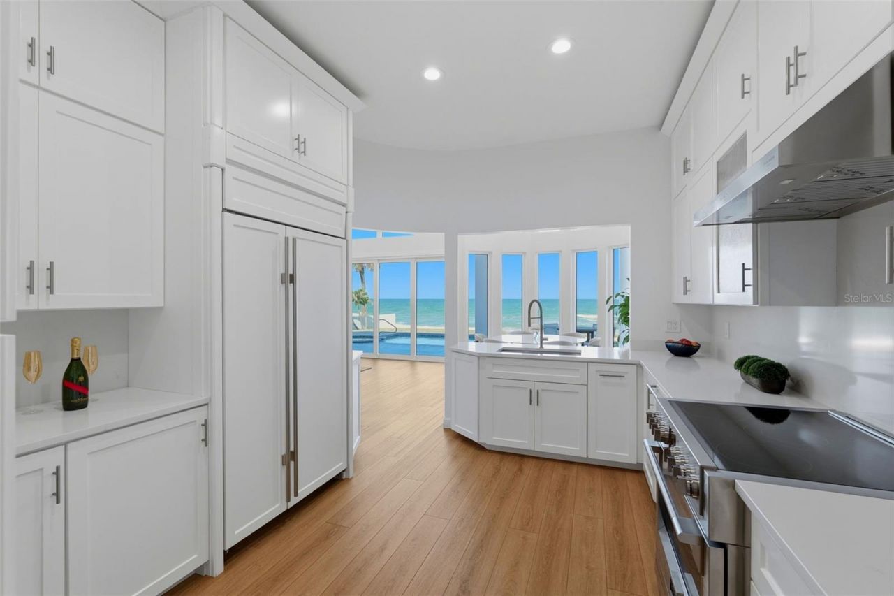 1480 Gulf Boulevard, Belleair Beach, FL 33786 Photo