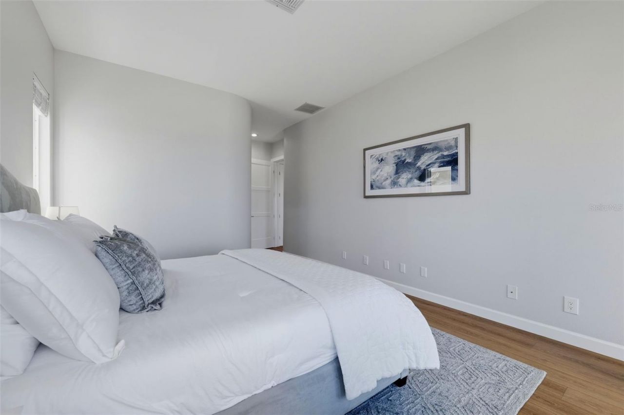 1480 Gulf Boulevard, Belleair Beach, FL 33786 Photo
