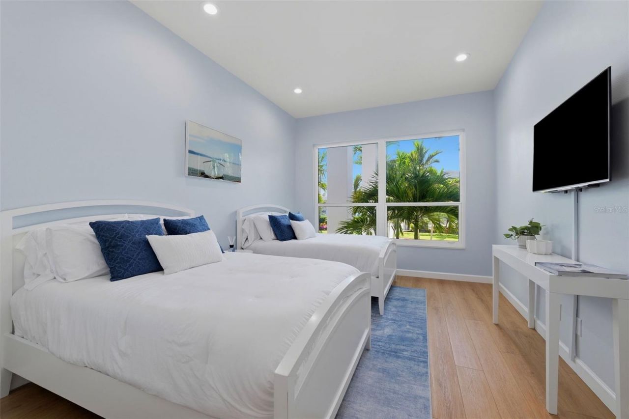 1480 Gulf Boulevard, Belleair Beach, FL 33786 Photo
