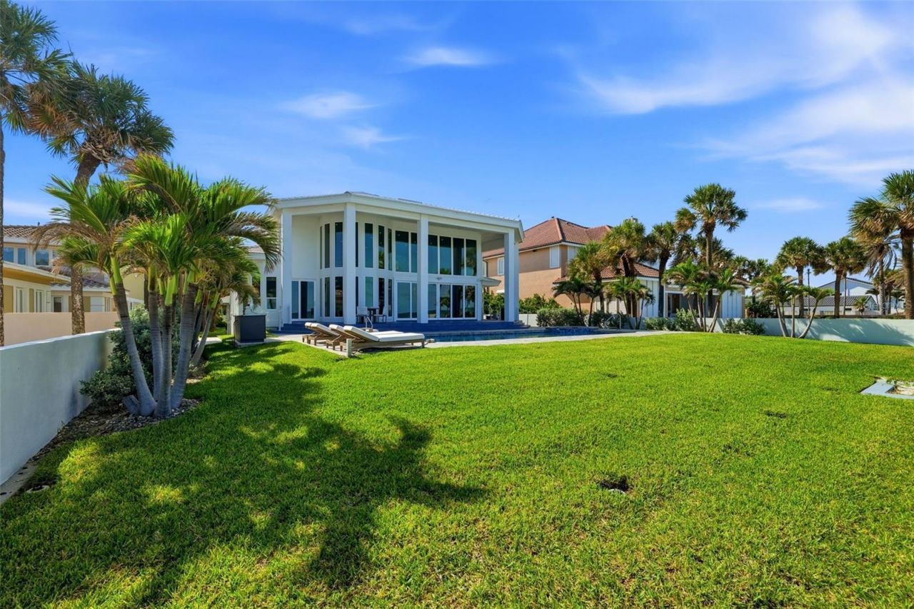 1480 Gulf Boulevard, Belleair Beach, FL 33786 Photo