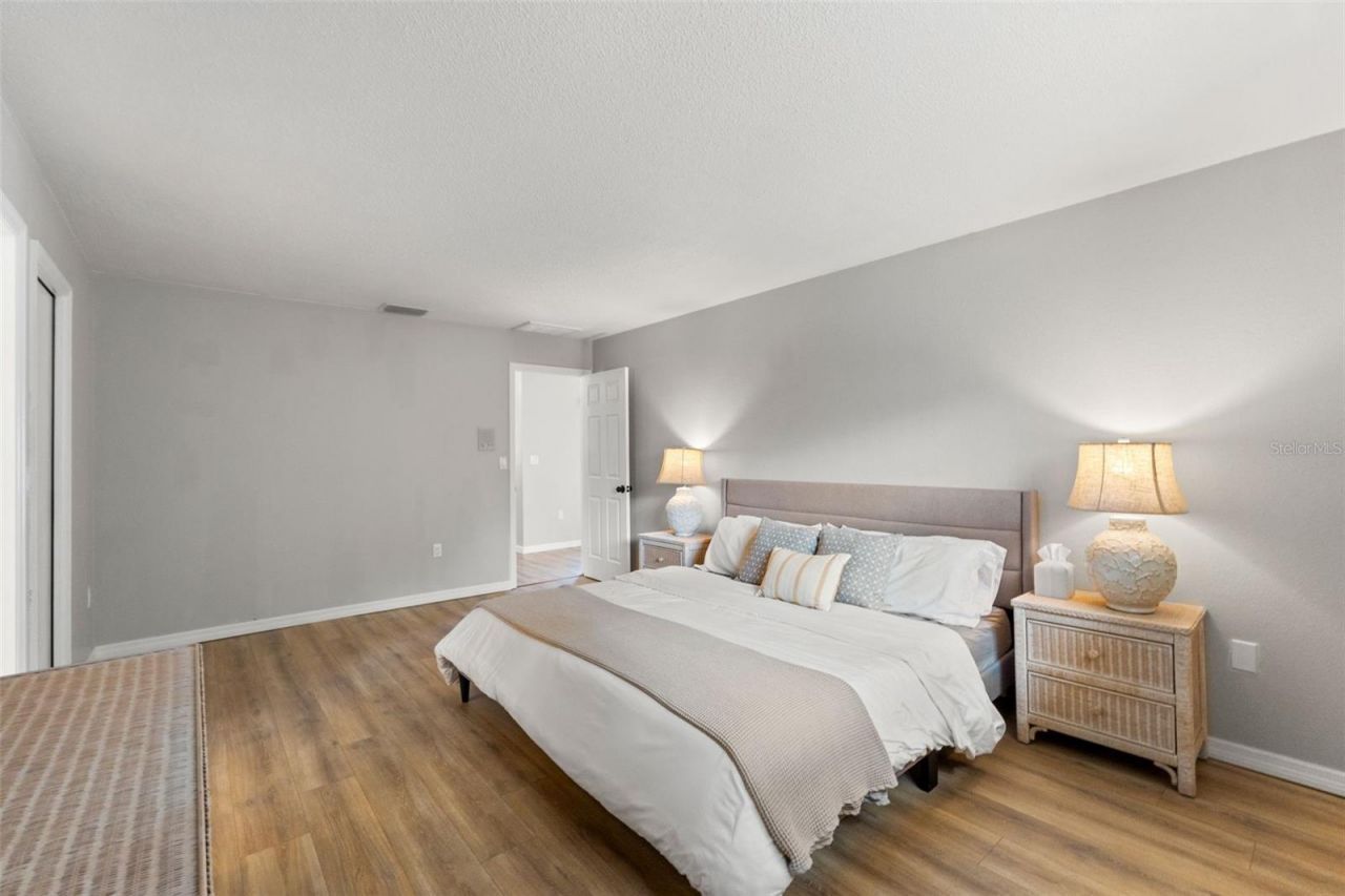 1068 Tryon Circle , Spring Hill, FL 34606 Photo