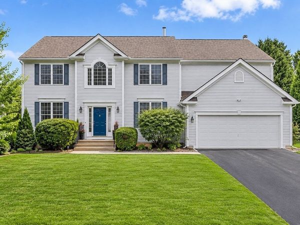 37 Aspen Ave, Grafton, MA 01560
