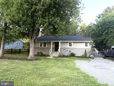 301 N DUEY ROAD, REMINGTON, VA 22734