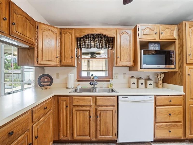 7612 Rothfield Drive, Dayton, OH 45424 Photo 14