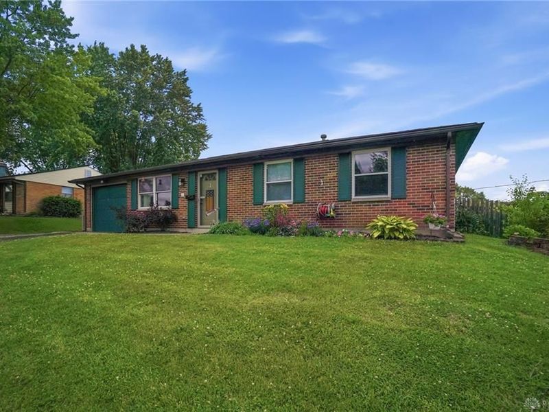 7612 Rothfield Drive, Dayton, OH 45424 Photo 2