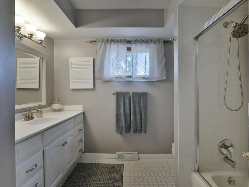 1332 Brookridge Drive, Columbus, OH 43235 Photo 37