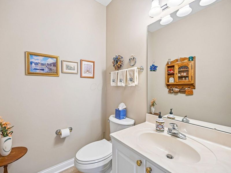 7833 Linksview Circle, Westerville, OH 43082 Photo 17