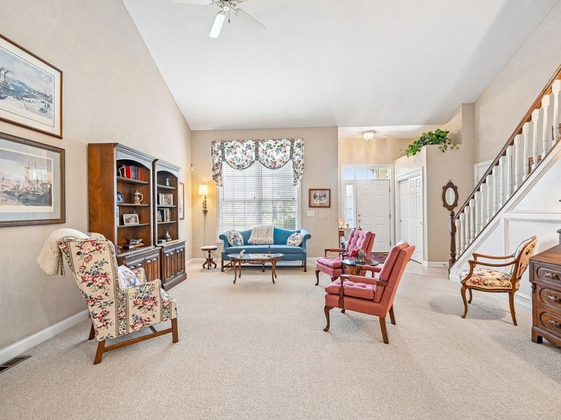 7833 Linksview Circle, Westerville, OH 43082 Photo 6