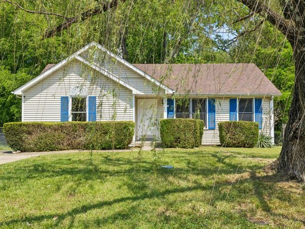 776 Princeton Cir , Clarksville, TN 37042
