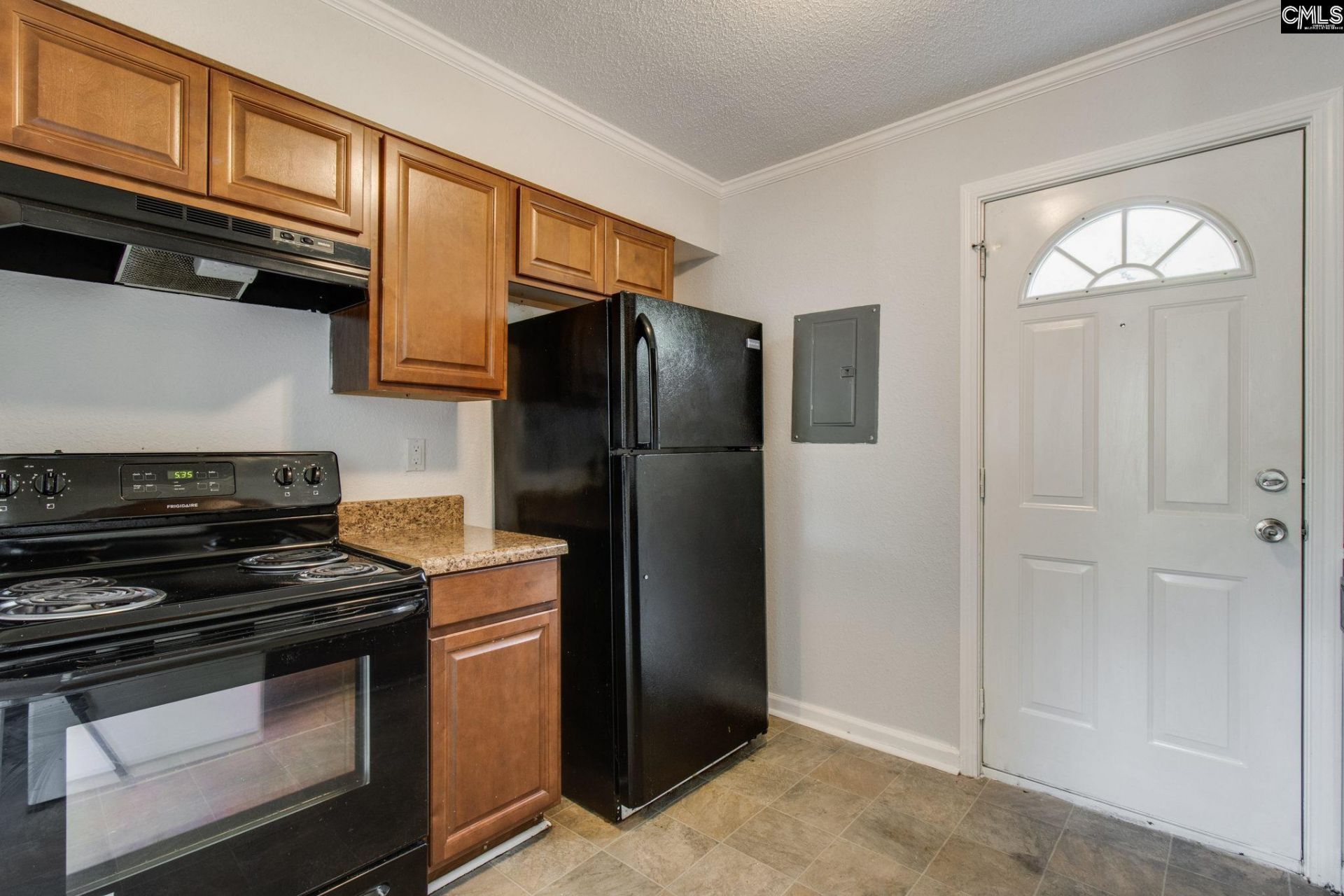 320 S Beltline Boulevard  Photo 9
