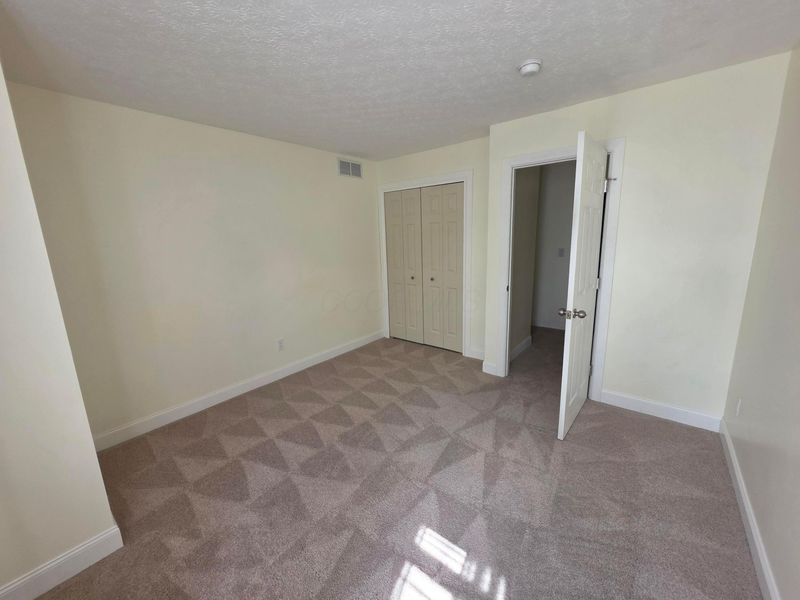 242 Trail Court, Newark, OH 43055 Photo 16