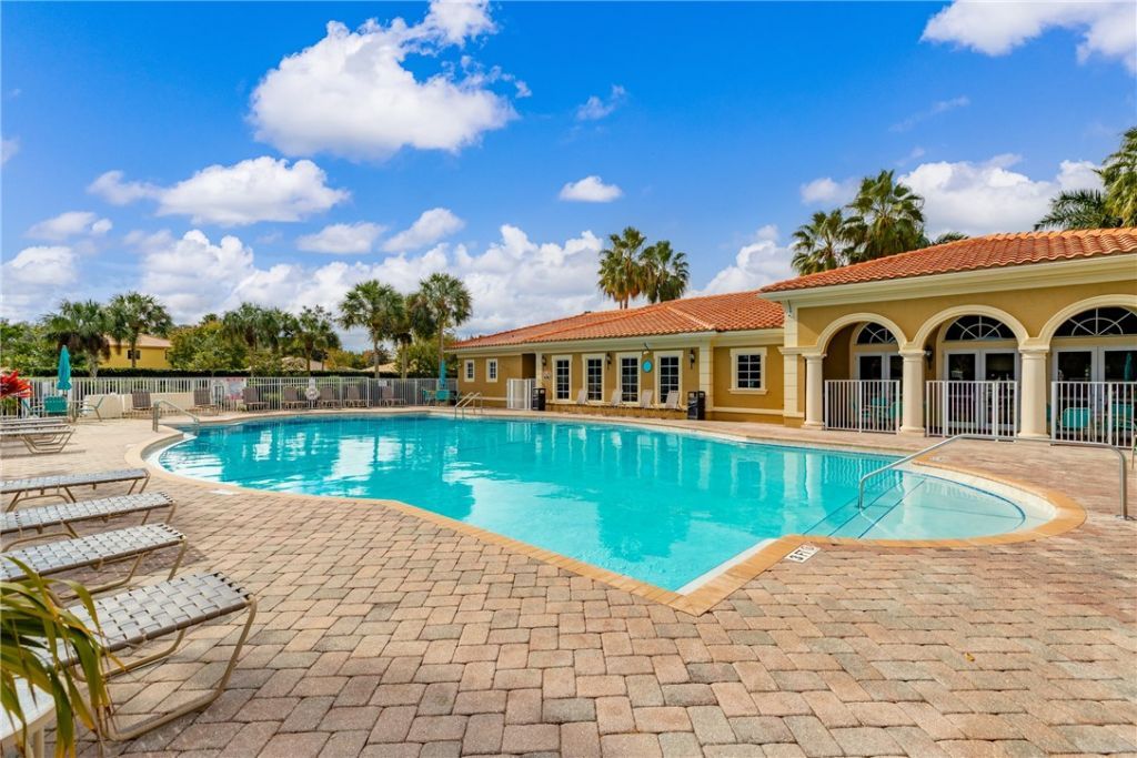 4647 56th Lane, Vero Beach, FL 32967 Photo