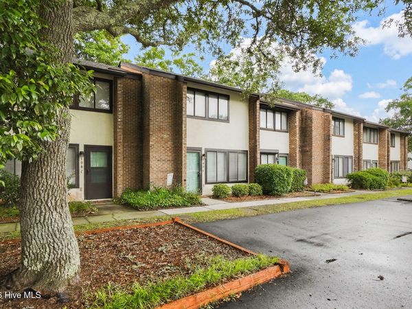 113 Bonner Avenue, Unit 105, Morehead City, NC 28557