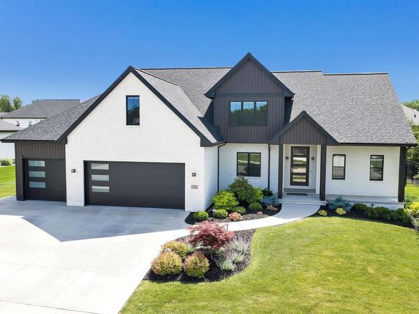 1782 ARBOR GATE LANE, Green Bay, WI 54311