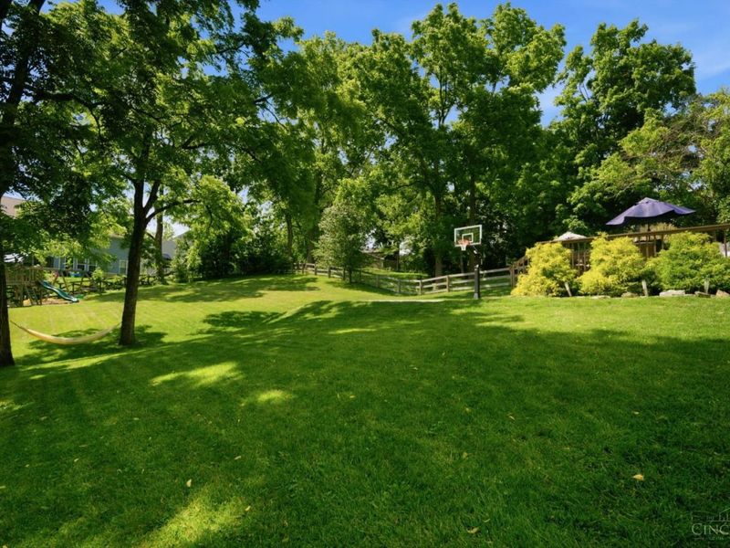 7229 Camargowoods Drive, Madeira, OH 45243 Photo 38