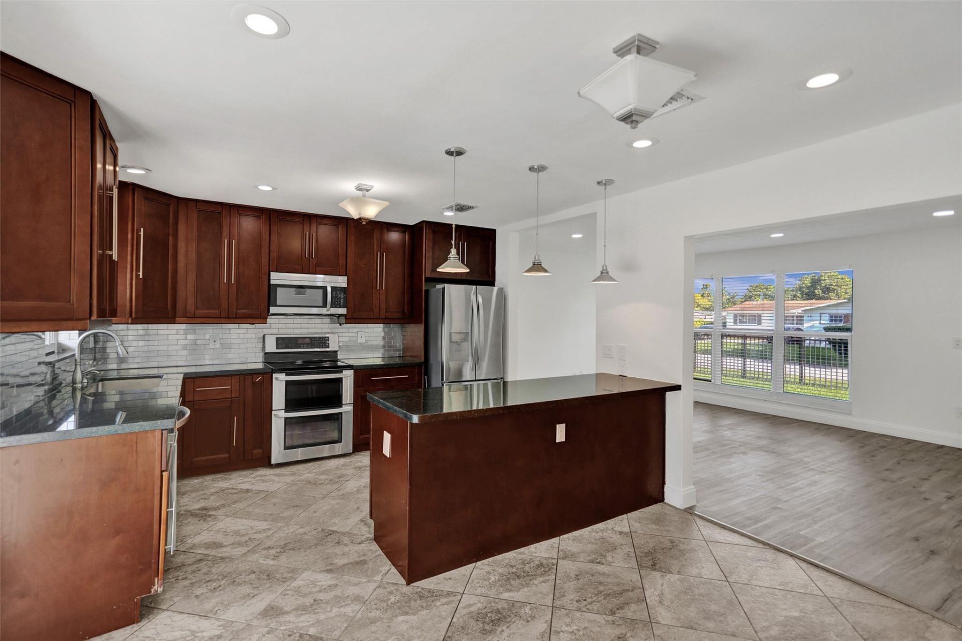 30 NE 139th Street, Miami, FL 33161 Photo