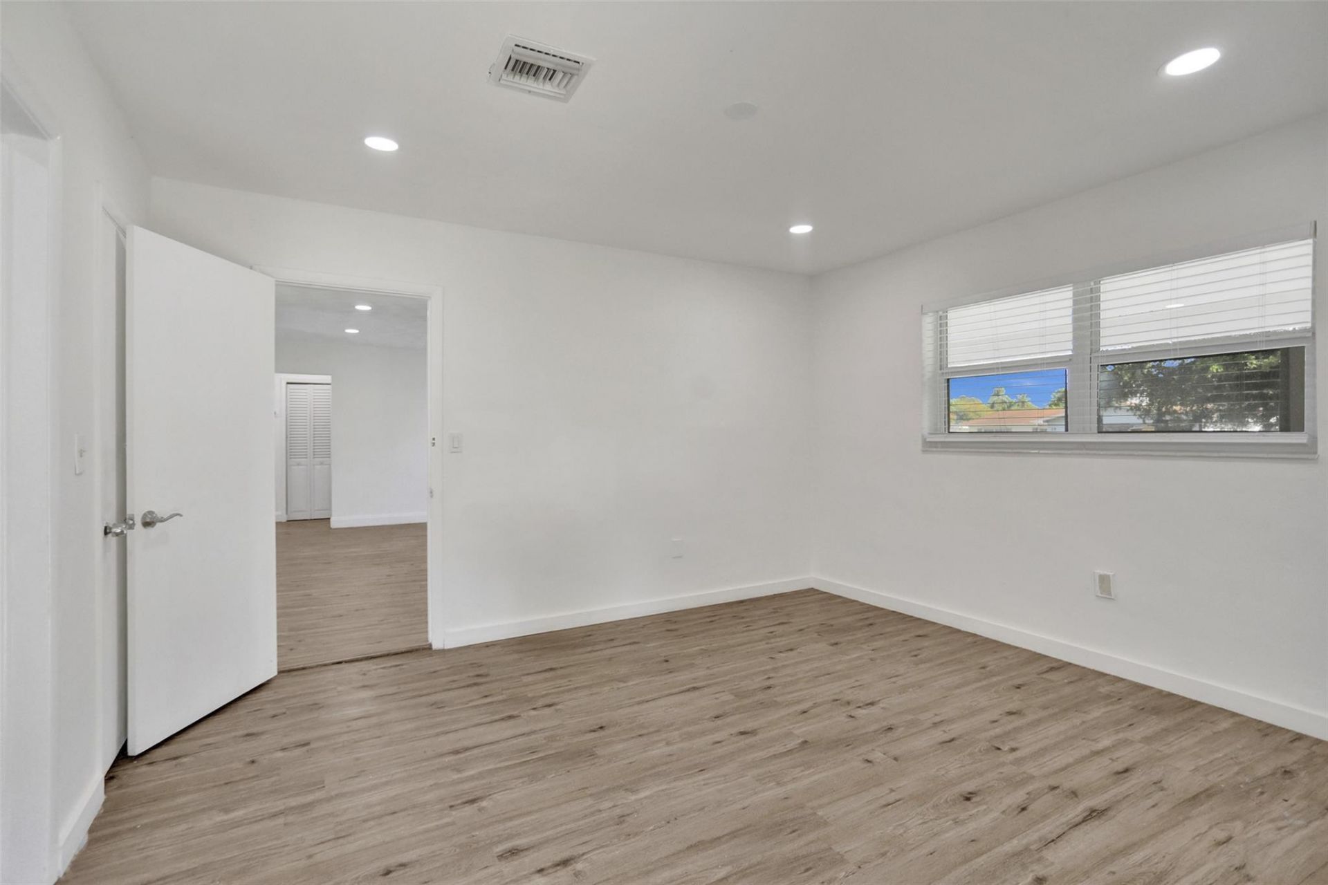 30 NE 139th Street, Miami, FL 33161 Photo