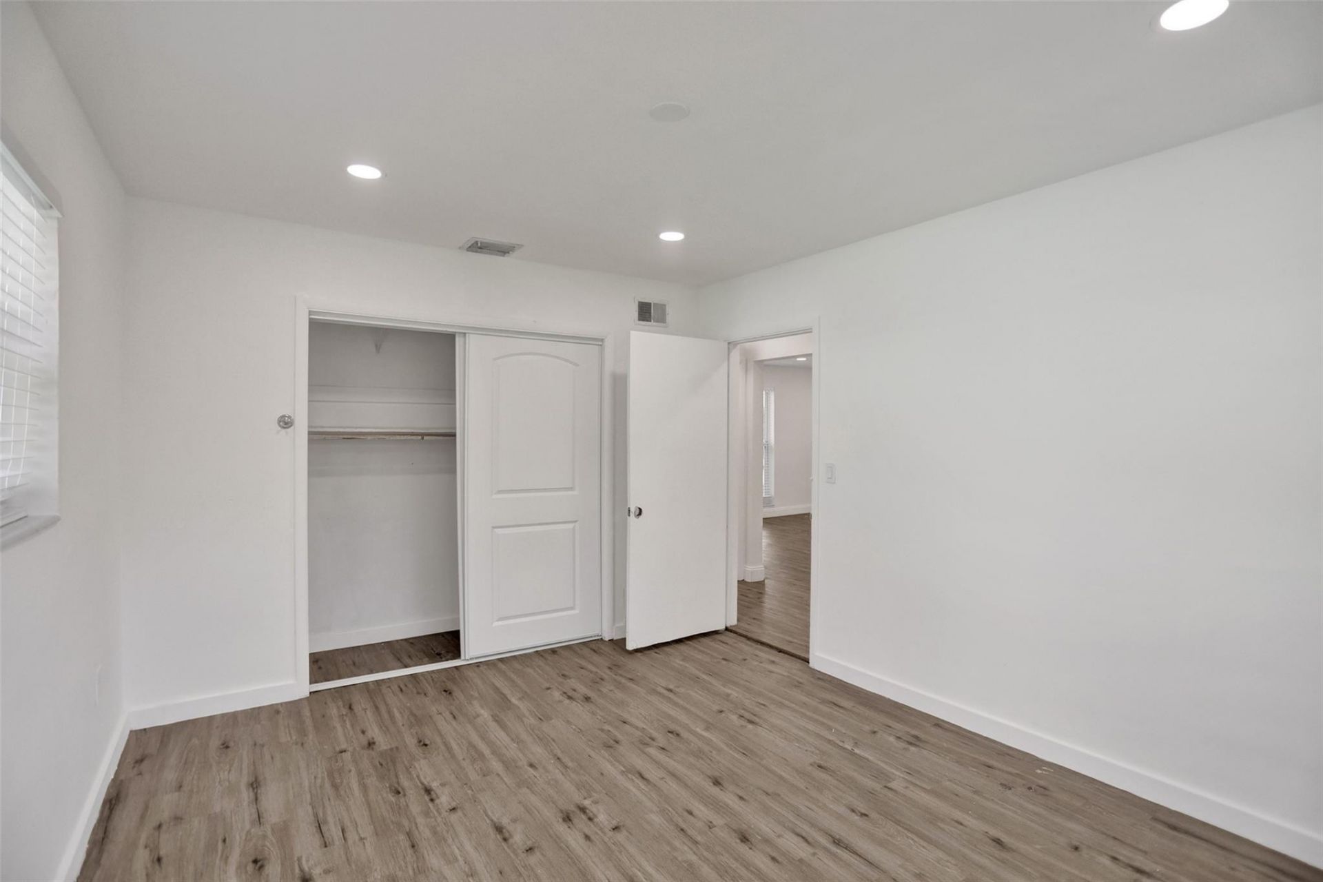 30 NE 139th Street, Miami, FL 33161 Photo