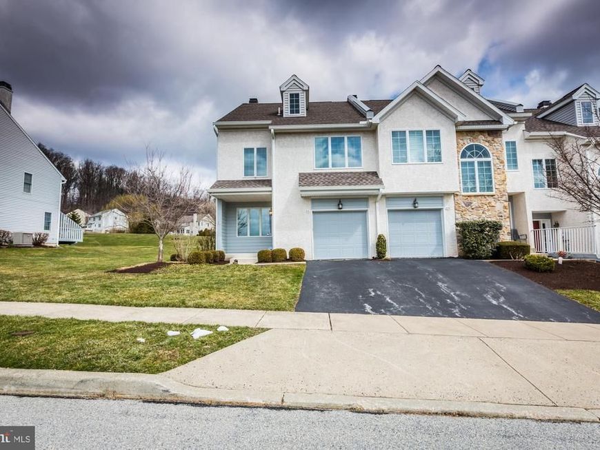 331 Bristol Circle, Exton, PA 19341 Main Photo