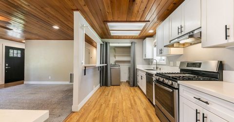10227 E Laburnham Circle, Truckee, CA 96161 Photo