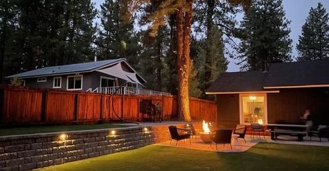 10227 E Laburnham Circle, Truckee, CA 96161 Photo