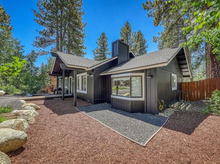 10227 E Laburnham Circle, Truckee, CA 96161 Photo
