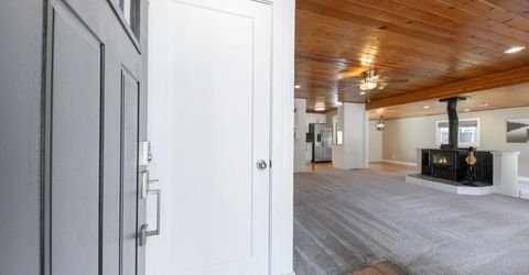 10227 E Laburnham Circle, Truckee, CA 96161 Photo