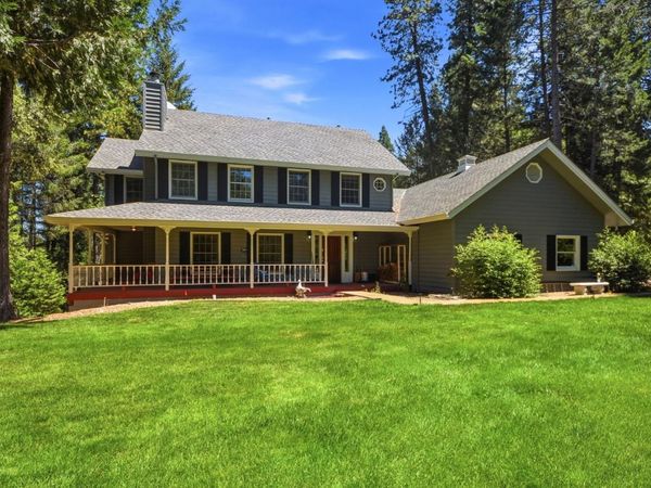 250 Secret Town Ln, Colfax, CA 95713