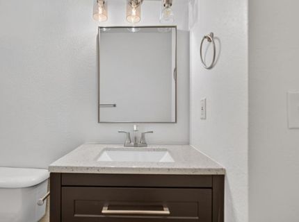 8783 El Toreador Way, Elk Grove, CA 95624 Photo