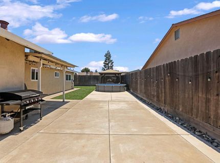 1342 7th St, Ripon, CA 95366 Photo