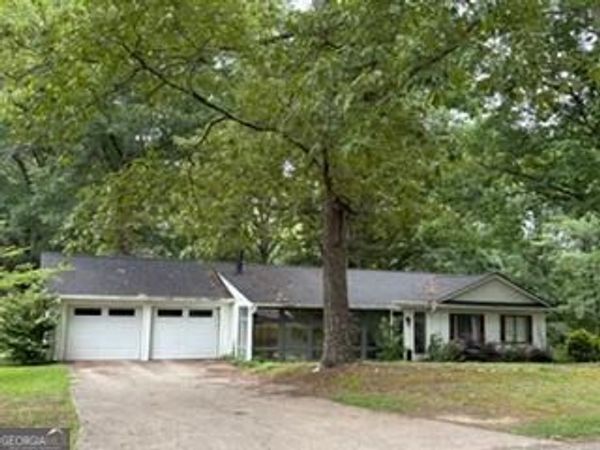5045 Red Oak Lane, Gainesville, GA 30506