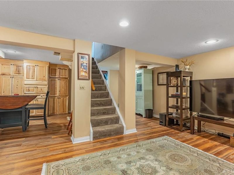360 East Drive, Oakwood, OH 45419 Photo 34
