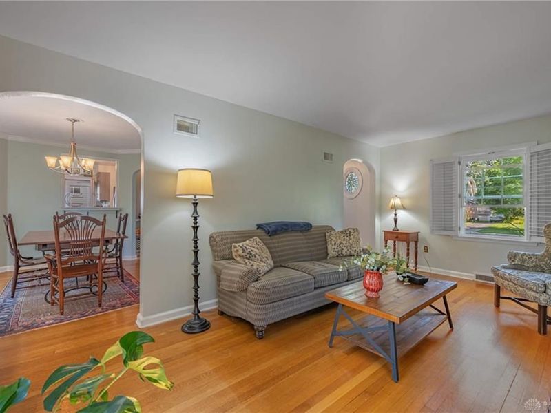 360 East Drive, Oakwood, OH 45419 Photo 5