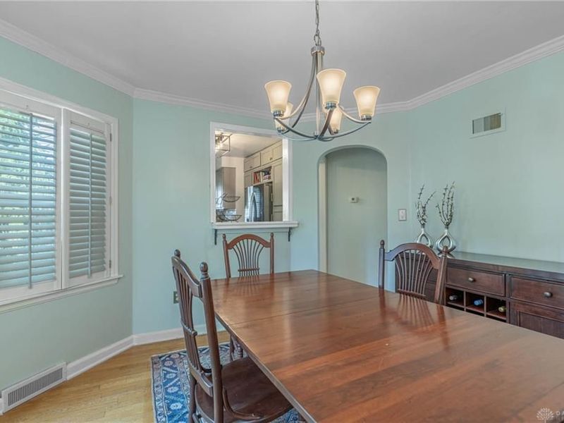 360 East Drive, Oakwood, OH 45419 Photo 9